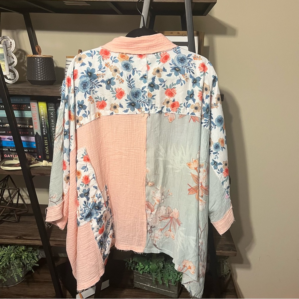 POL Patchwork Button Blouse Size M - image 4